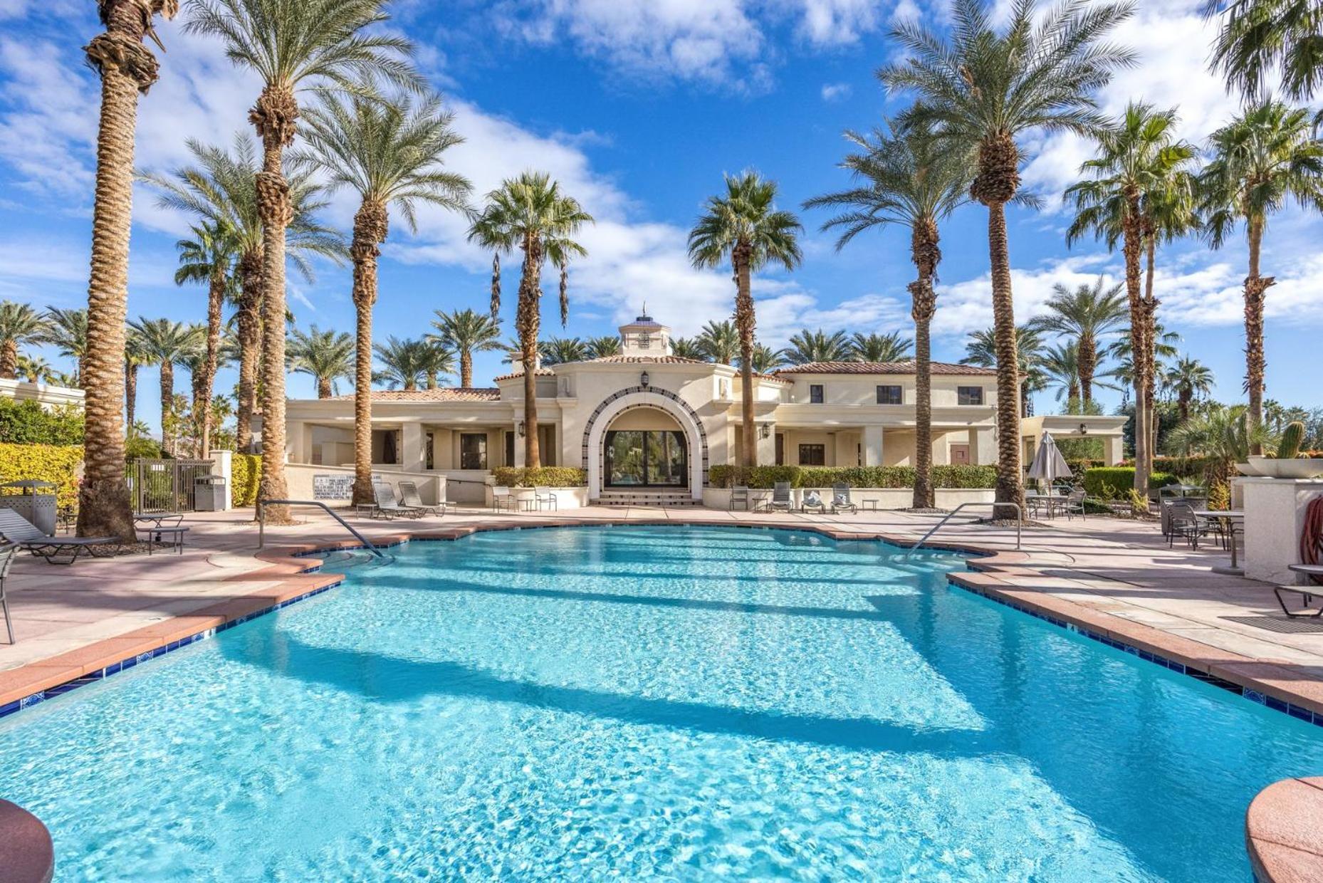 Desert Getaway By Vare Pool Spa Gym Tennis Ла Куинта Екстериор снимка