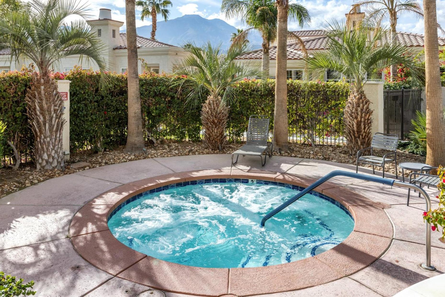 Desert Getaway By Vare Pool Spa Gym Tennis Ла Куинта Екстериор снимка